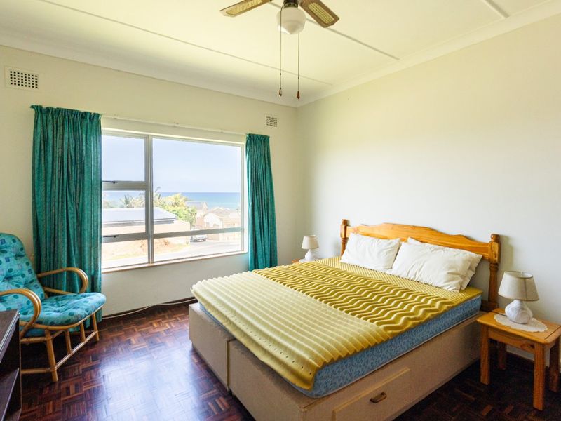 Sea View Apartment Walking Distance To Shelly Beach - Photo 8