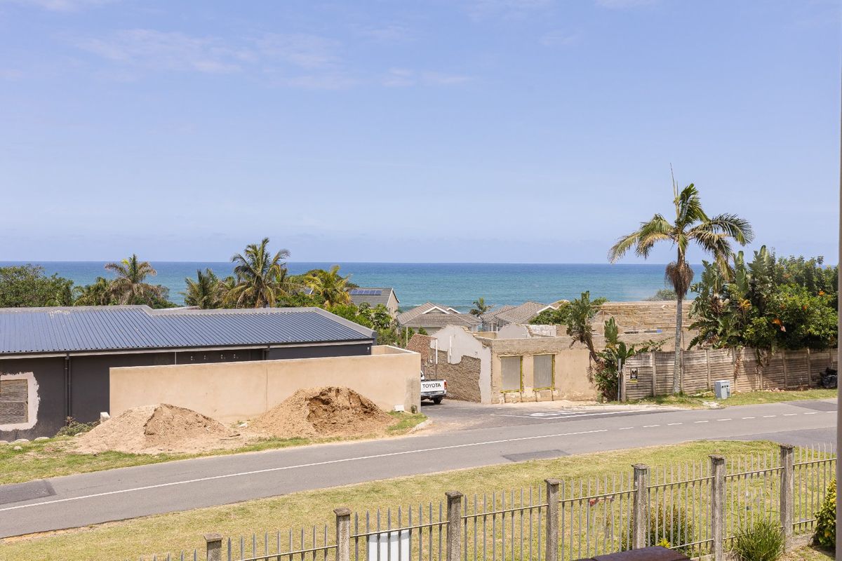 Sea View Apartment Walking Distance To Shelly Beach - Photo 4