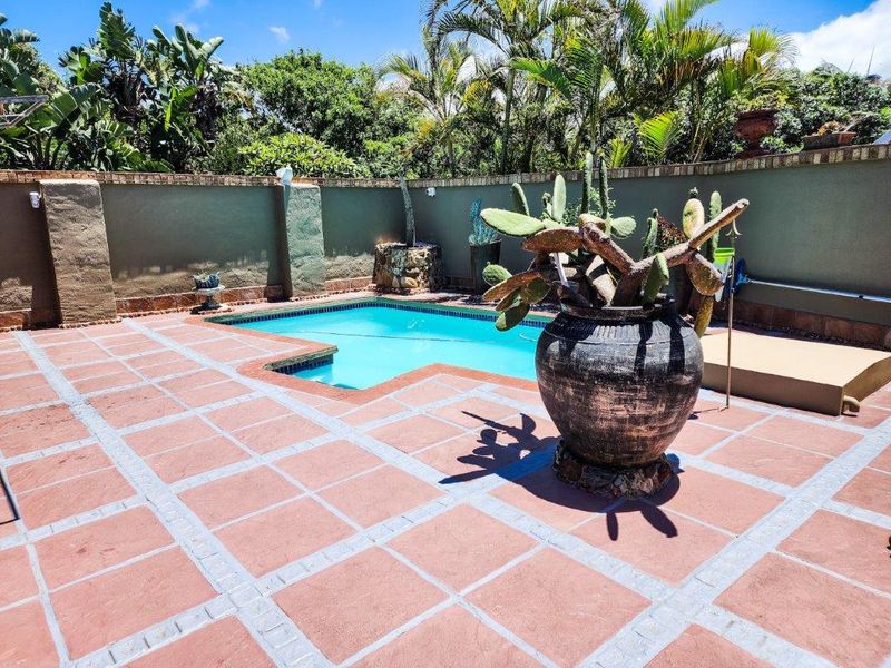 Jaw Dropping Full Title Residence In A Secure Complex - Photo 2