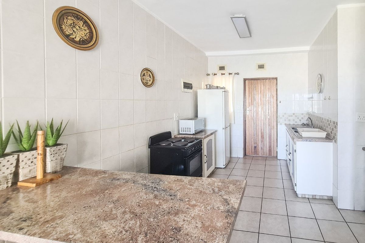 Jaw Dropper Sea Views! - Photo 5