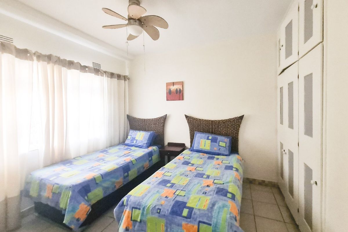 Jaw Dropper Sea Views! - Photo 4