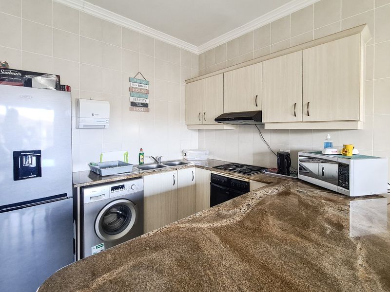 Investment Opportunity In A Well Run Complex  - Photo 5