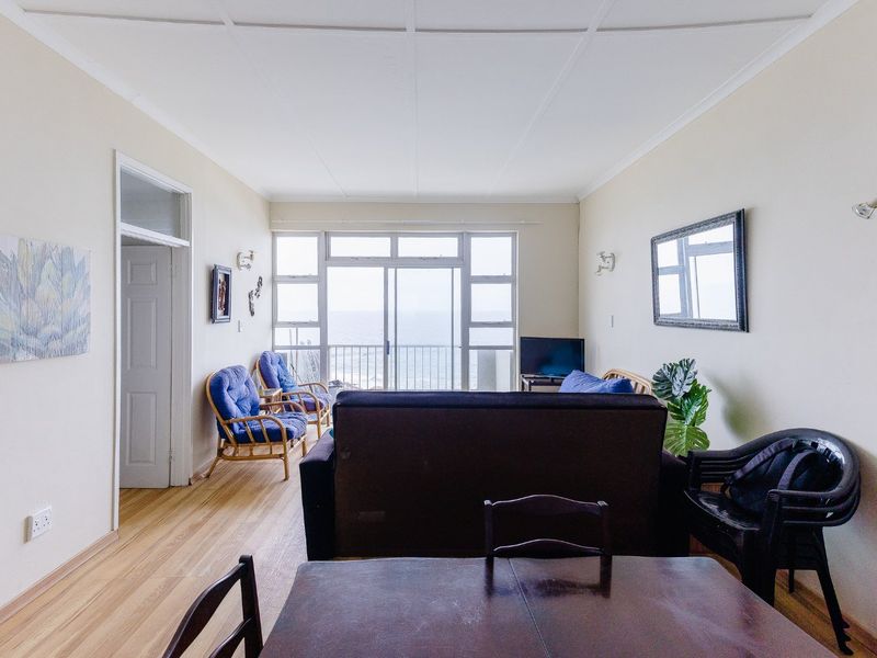 Top Floor Unit With Jaw Dropper Sea Views! - Photo 9