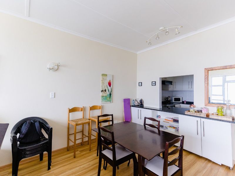 Top Floor Unit With Jaw Dropper Sea Views! - Photo 7