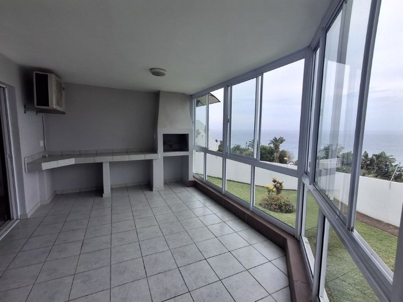 Beautiful Private Ground Floor Apartment With Direct Beach Access!! - Photo 8