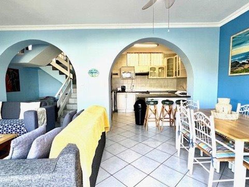 Two Bedroom Duplex With Direct Beach Access  - Photo 9