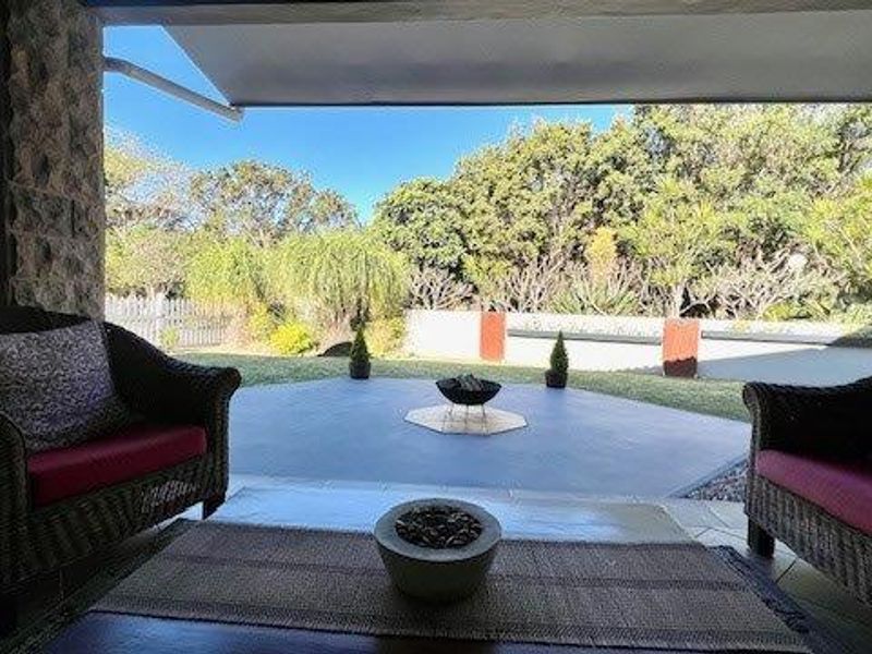 Luxurious Living In A Secure Complex In Shelly Beach - Photo 7