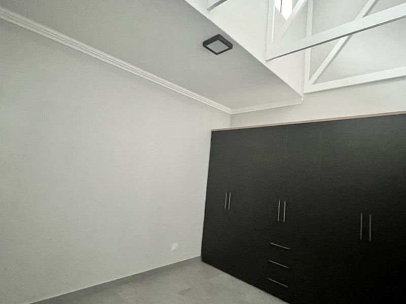 Beautiful New 3 Bedroom Duet with Ocean and Mountain Views. - Photo 10