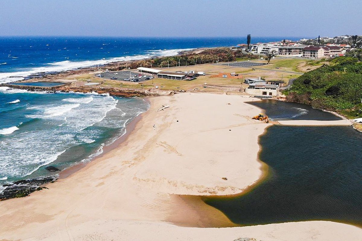 Right On The Beach - Self Catering Beachfront Units For Sale! - Photo 4