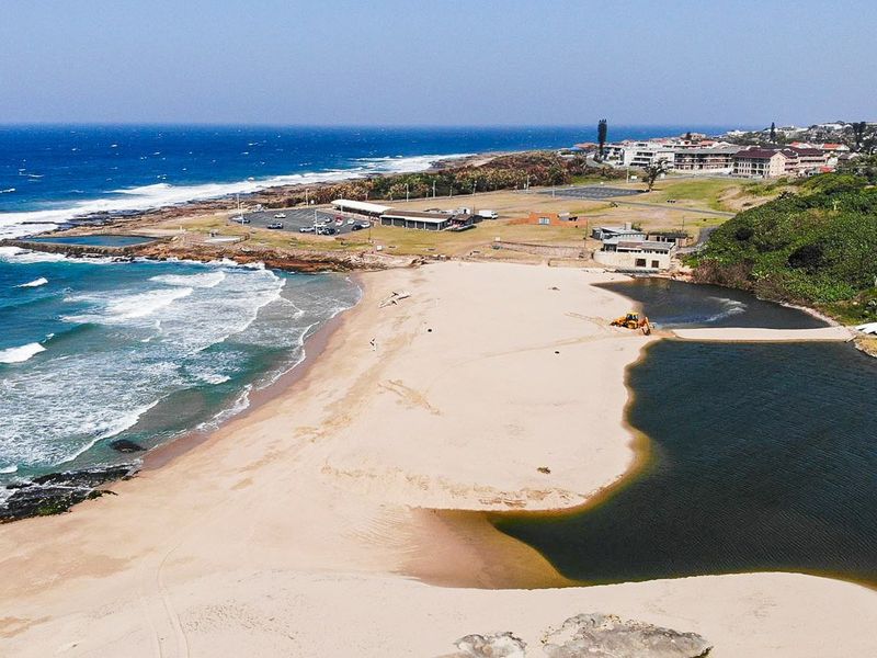 Right On The Beach - Self Catering Beachfront Units For Sale! - Photo 4