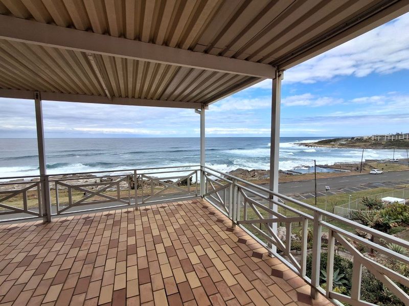 Beachfront Excellence With Unobstructed Ocean Vistas!!! - Photo 1
