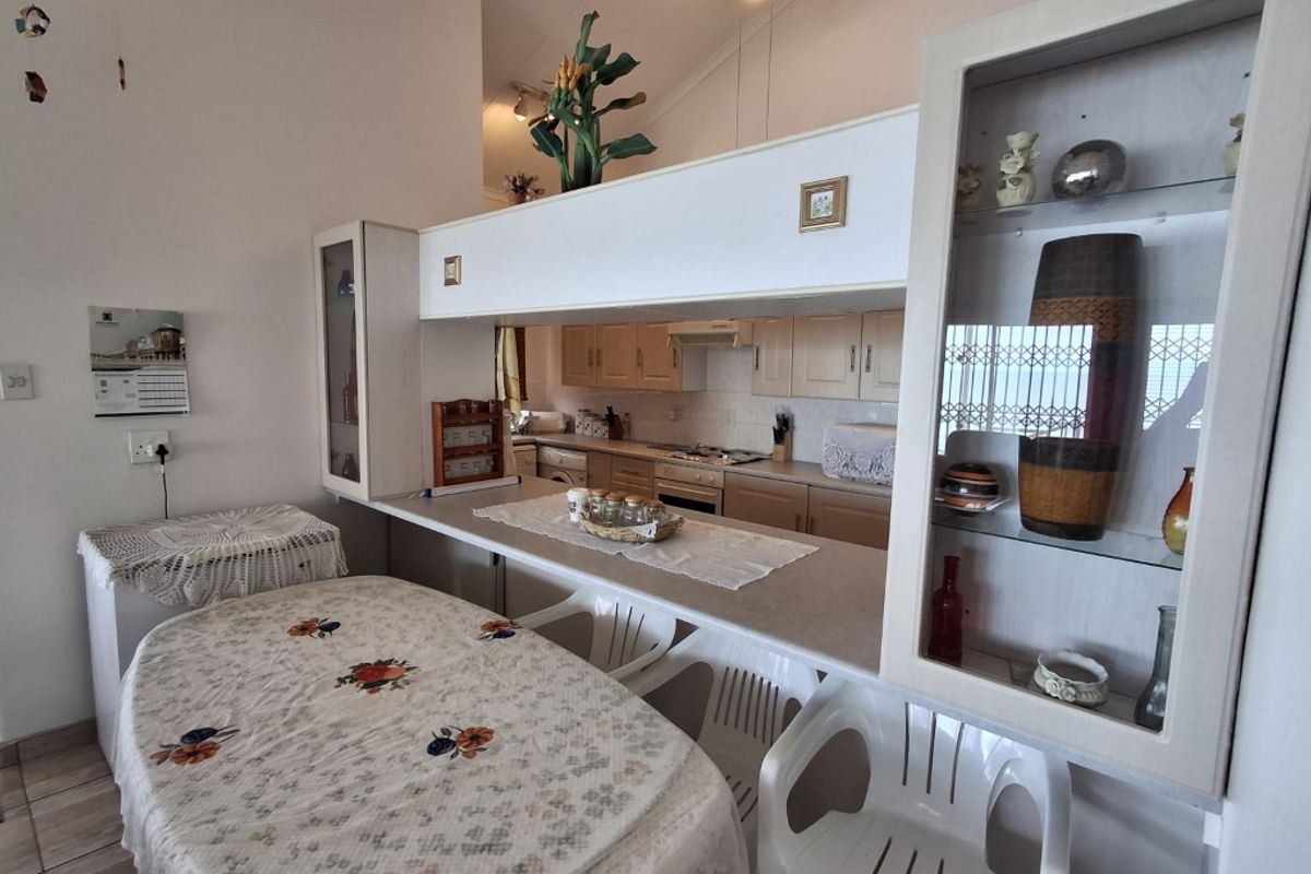 Beachfront Excellence With Unobstructed Ocean Vistas!!! - Photo 5