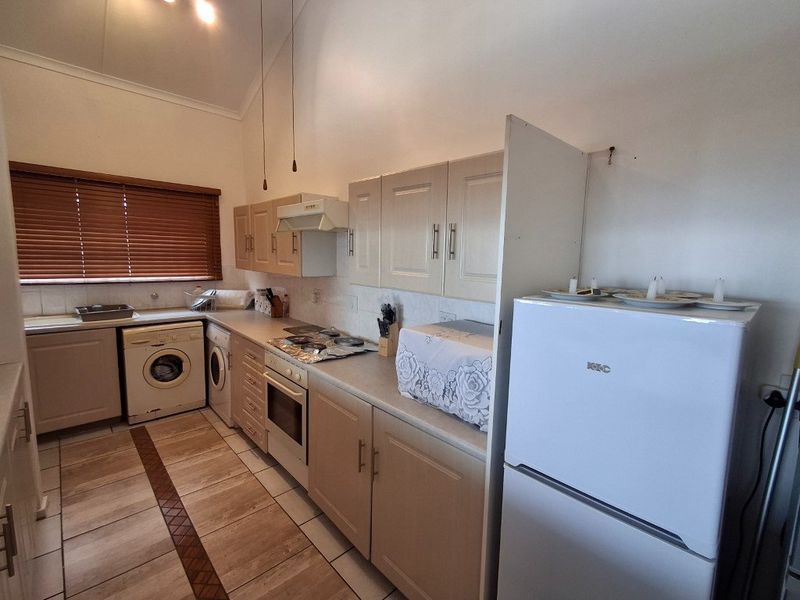 Beachfront Excellence With Unobstructed Ocean Vistas!!! - Photo 7