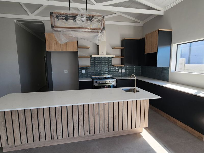 Newly Built.... Duet House with Beautiful Sea Views !!! - Photo 6