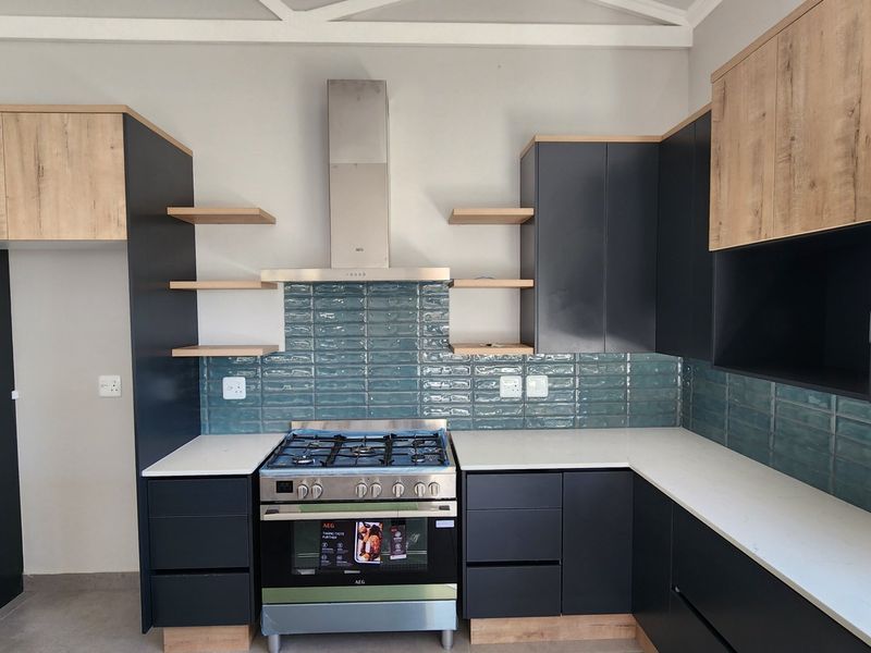 Newly Built.... Duet House with Beautiful Sea Views !!! - Photo 7