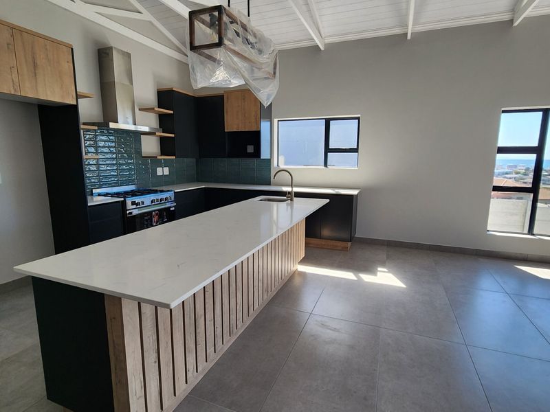 Newly Built.... Duet House with Beautiful Sea Views !!! - Photo 5