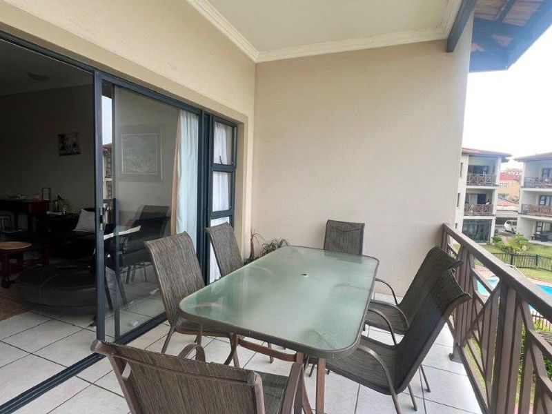 Seaside Bliss In Uvongo - Photo 9