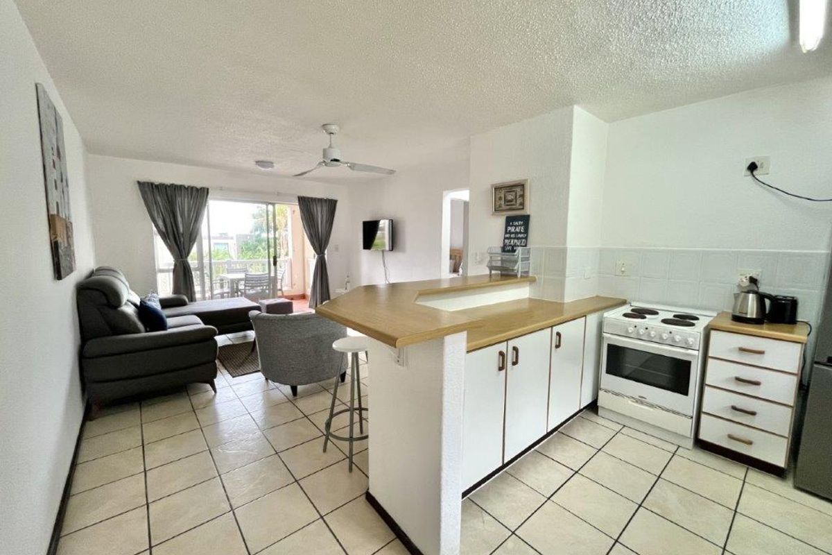 Seaside Apartment In Uvongo  - Photo 5