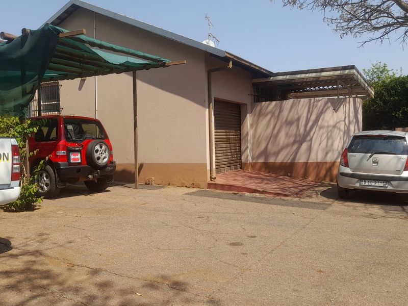 Reduced!! 3 Bedroom For SALE in Pretoria North!! - Photo 5