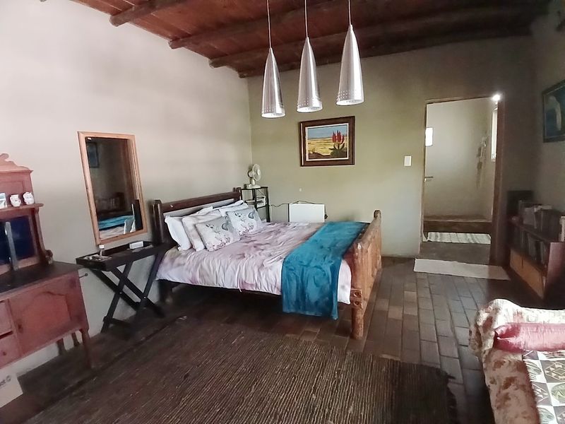 Beautiful Farm on the Klein Jukskei River - Off-grid House, Cottage , Workshops and more -  plus serenity and great value - Photo 10