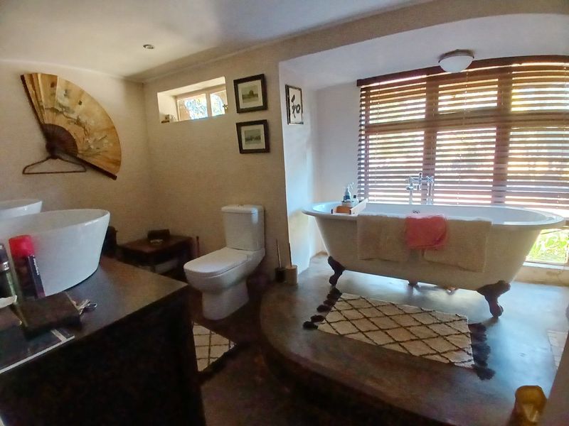 Beautiful Farm on the Klein Jukskei River - Off-grid House, Cottage , Workshops and more -  plus serenity and great value - Photo 8