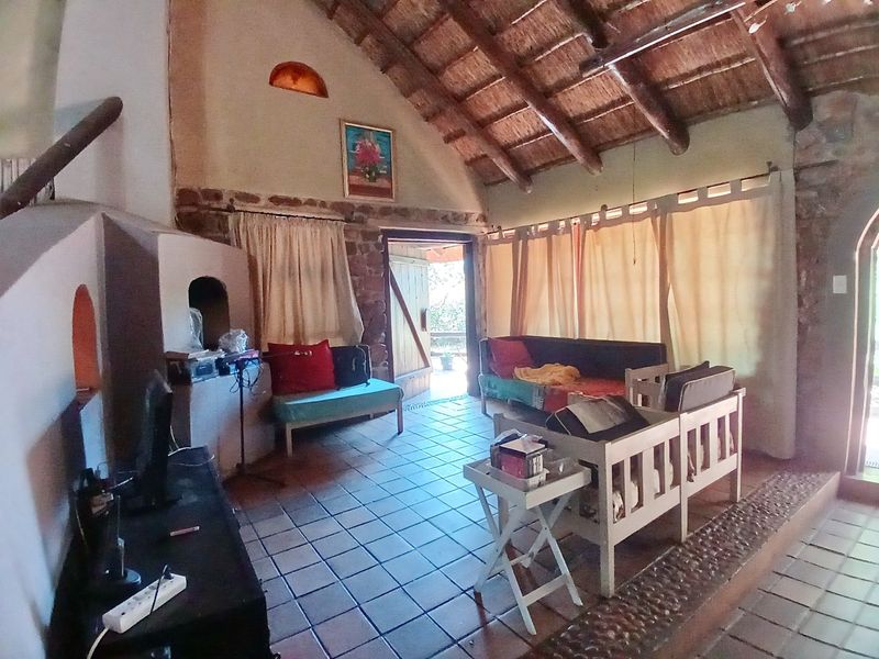 Beautiful Farm on the Klein Jukskei River - Off-grid House, Cottage , Workshops and more -  plus serenity and great value - Photo 6
