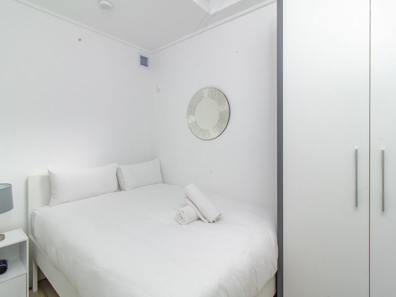 INNER CITY INVESTMENT/ NO TRANSFER DUTY - Photo 4