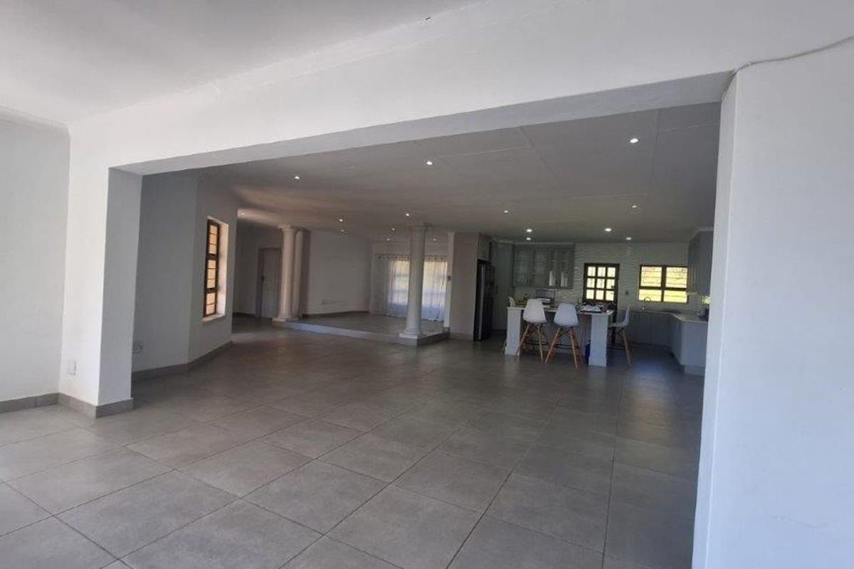 3-Bedroom Home For Sale In Hibberdene! - Photo 5