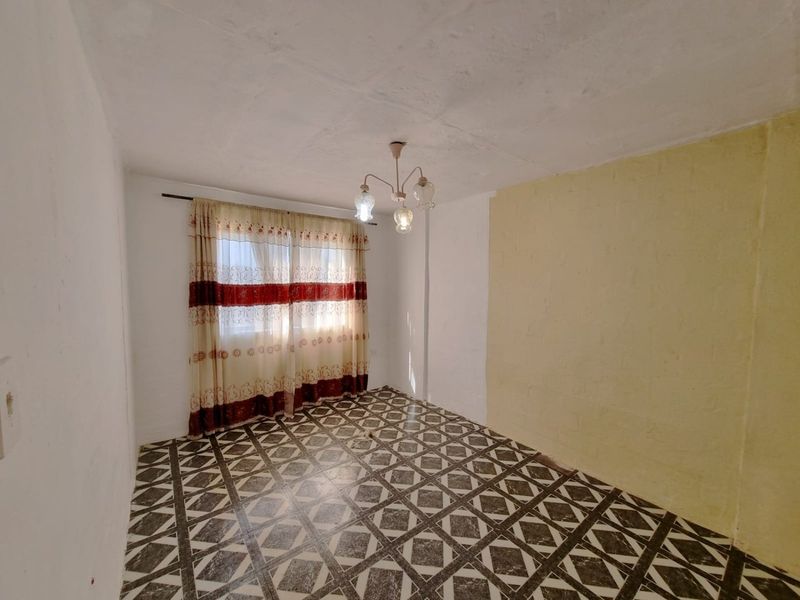 Flamingo Heights Flat for Sale: Charming, Affordable, and Convenient - Photo 6