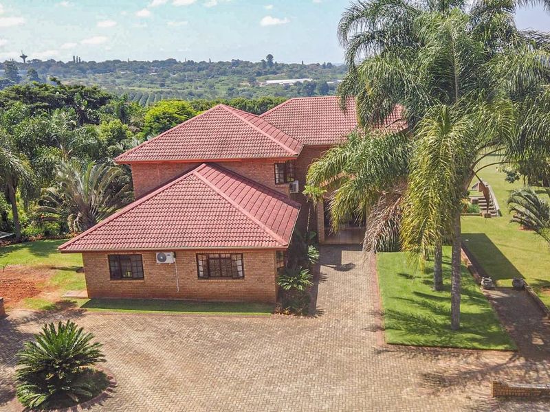 Grandeur Villa, Centrally Located, Dual Dwelling - Photo 7