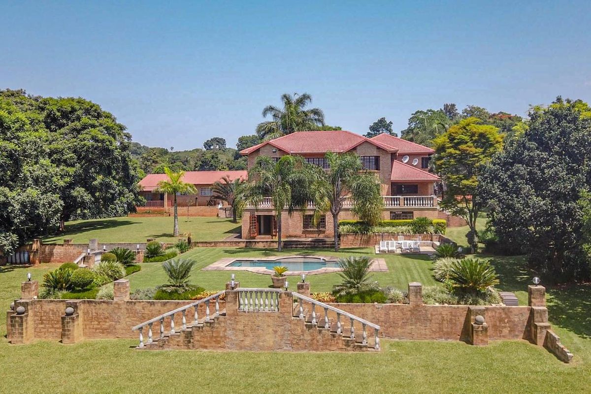 Grandeur Villa, Centrally Located, Dual Dwelling - Photo 4