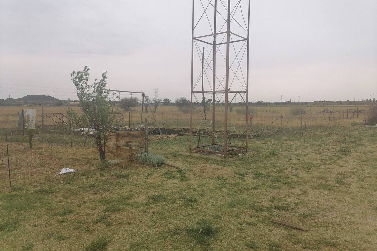 Small Holding to Buy for an investor who want to escape from the noise of the city and still earn an income from 2nd house  - Photo 4