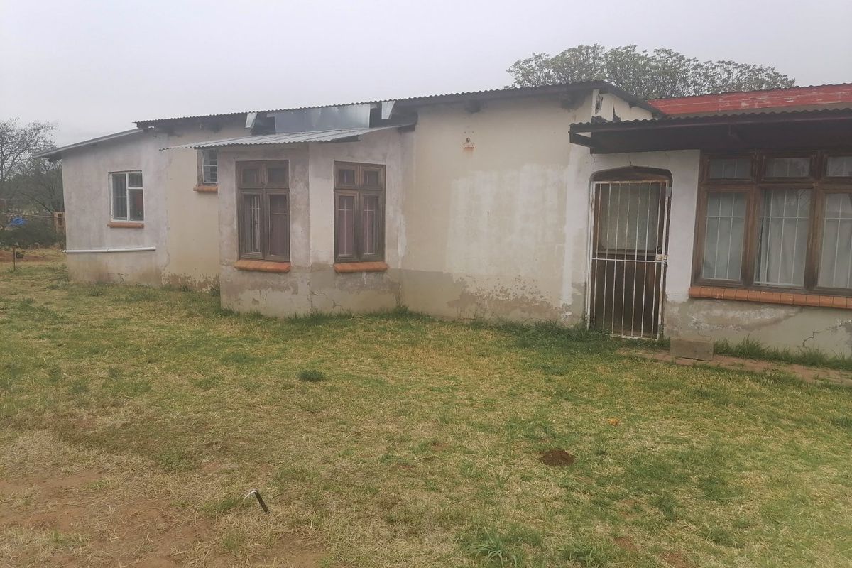 Small Holding to Buy for an investor who want to escape from the noise of the city and still earn an income from 2nd house  - Photo 3