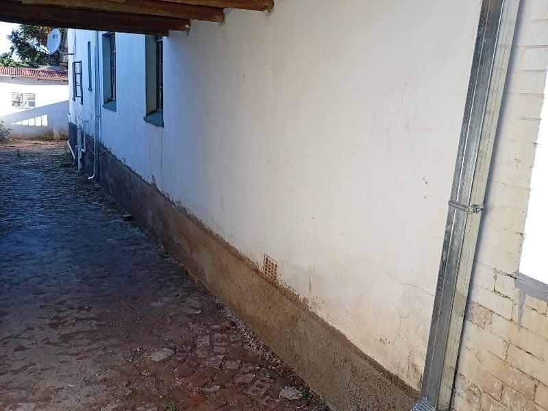 2 Semi-Detached Houses For Sale  - Photo 3