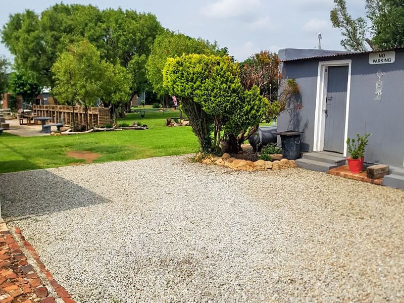 Exceptional Multi-Unit Property with Strong Rental Income Potential and Leisure Amenities - Photo 6