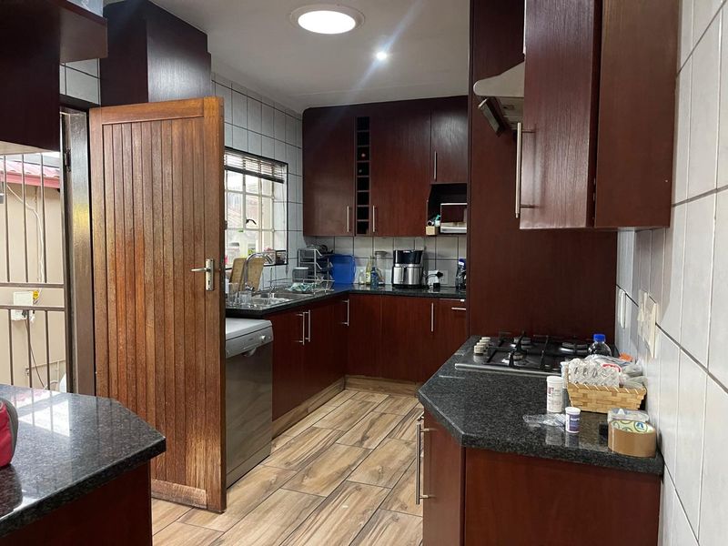 Looking for a family home + FLAT ! - Photo 6