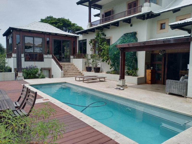 Opulent Family Home With Captivating Ocean And Golf Course Views!! - Photo 1