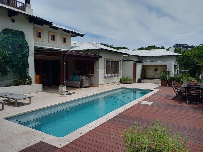 Opulent Family Home With Captivating Ocean And Golf Course Views!! - Photo 2