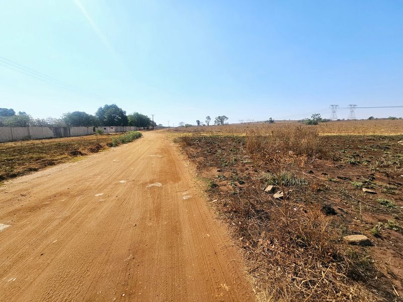 Prime Land For Sale in Mnandi - Photo 3