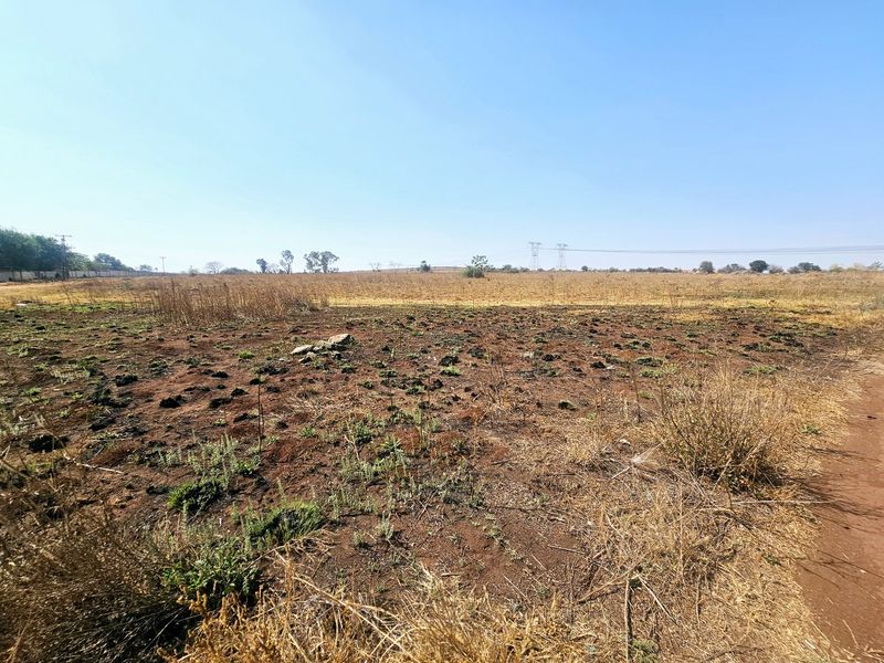 Prime Land For Sale in Mnandi - Photo 1