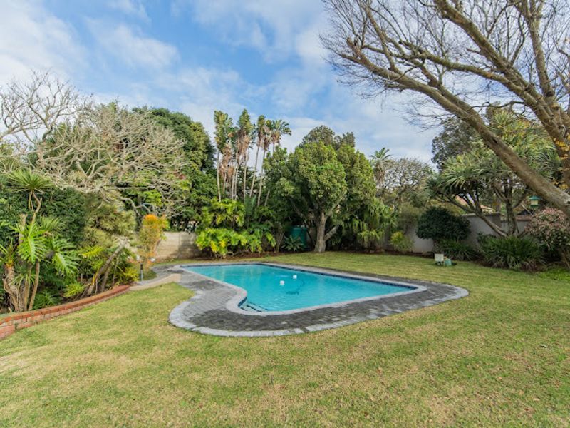 **Exquisite Urban Farm Residence in the Prestigious Upper Walmer Area** - Photo 8