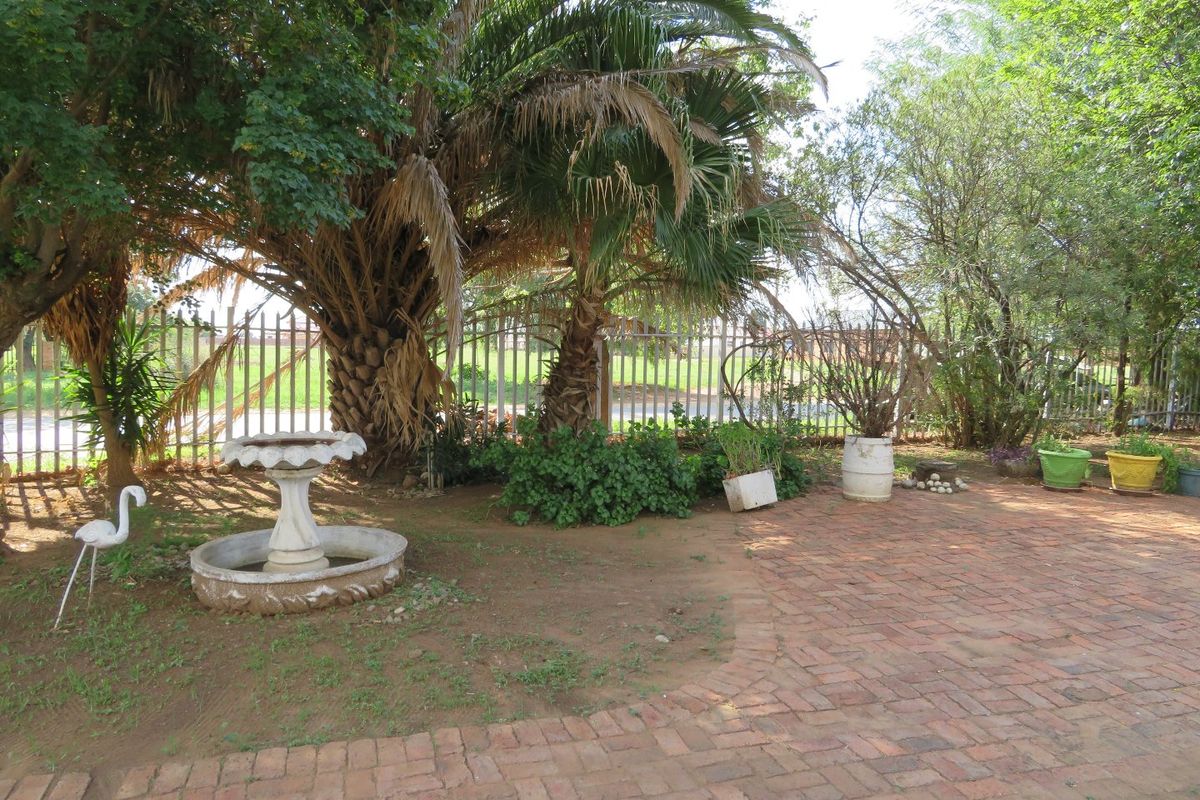 3 Bedroom House for Sale - Photo 3