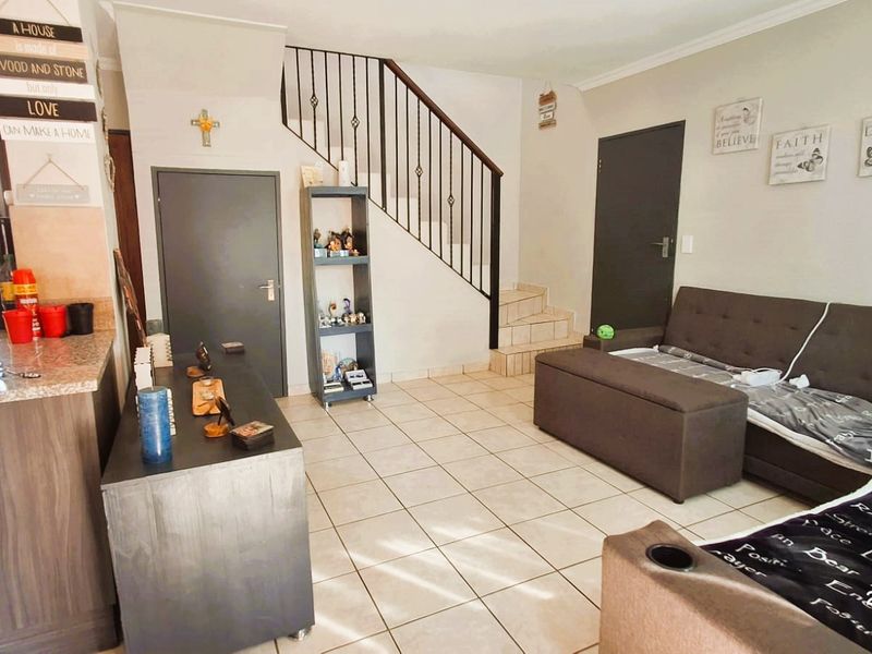 Excellent Investment with Tenant! - Photo 4