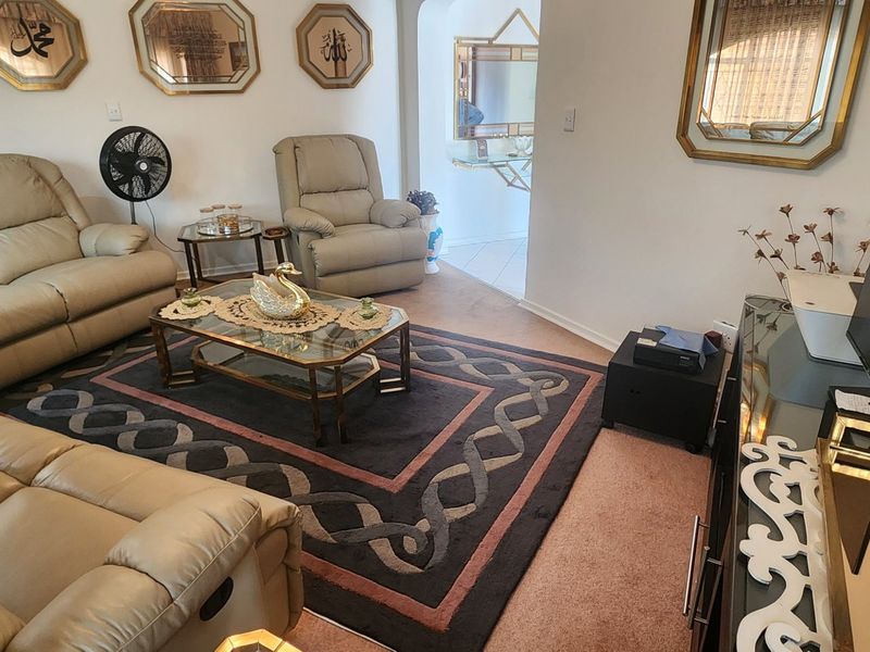 Practical & Affordable Family Home for Sale in Laudium - Photo 7