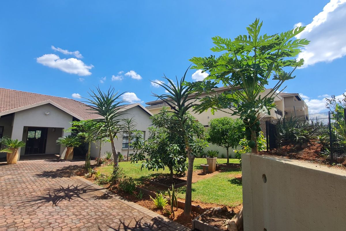 Family Architectural Designer Home in The Heart of Nelspruit  - Photo 2