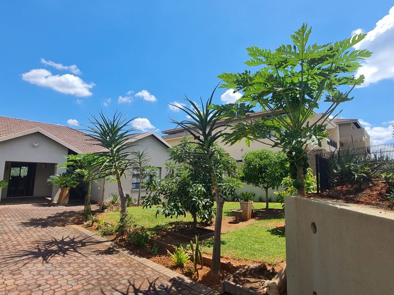 Family Architectural Designer Home in The Heart of Nelspruit  - Photo 2