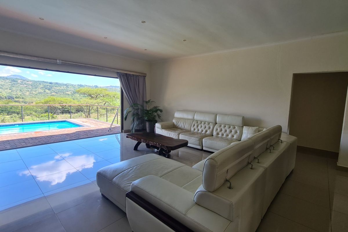 Family Architectural Designer Home in The Heart of Nelspruit  - Photo 4