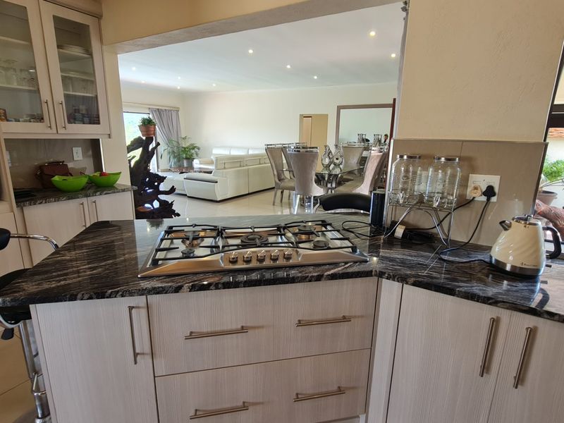 Family Architectural Designer Home in The Heart of Nelspruit  - Photo 8