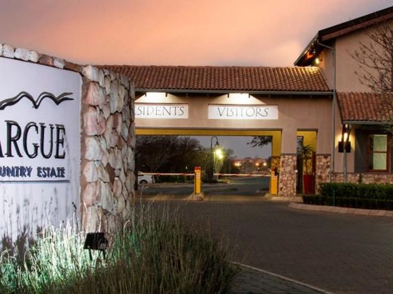 No transfer duties - Purchase direct from La Camargue Country Private Estate - Photo 2