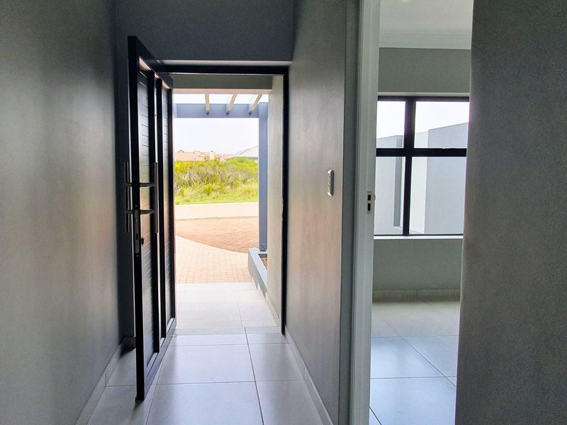 Paradise Coast Eco Estate – Serene Duet Living by the Coast - Photo 2